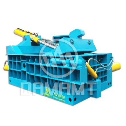 Metal packer