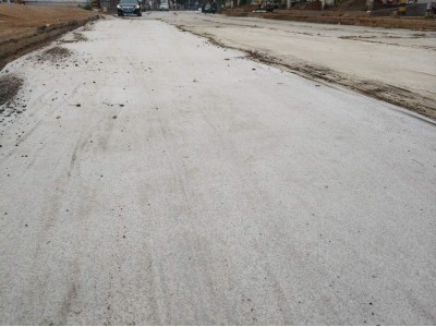 Nonwoven geotextile and woven geotexitle