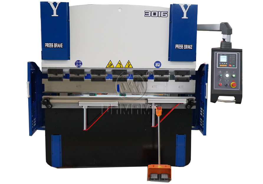 Hydraulic plate bending machine
